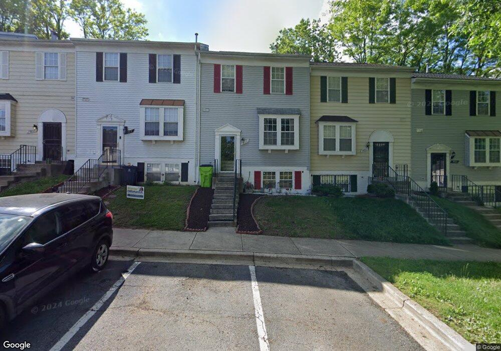 905 Newington Ct, Capitol Heights, MD 20743 - photo 1