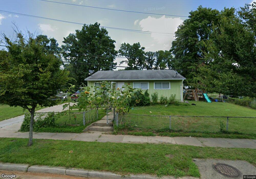 5601 Balla Dr, Lanham, MD 20706 - photo 1