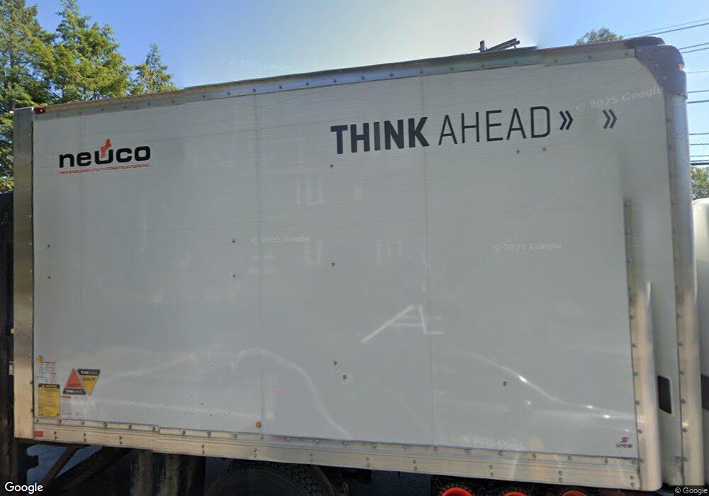 548 Centre St unit 2, Newton, MA 02458 - photo 1