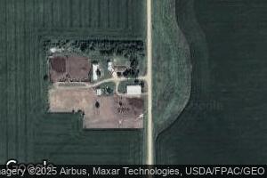 3535 Goldfinch Ave, Hull, IA 51239