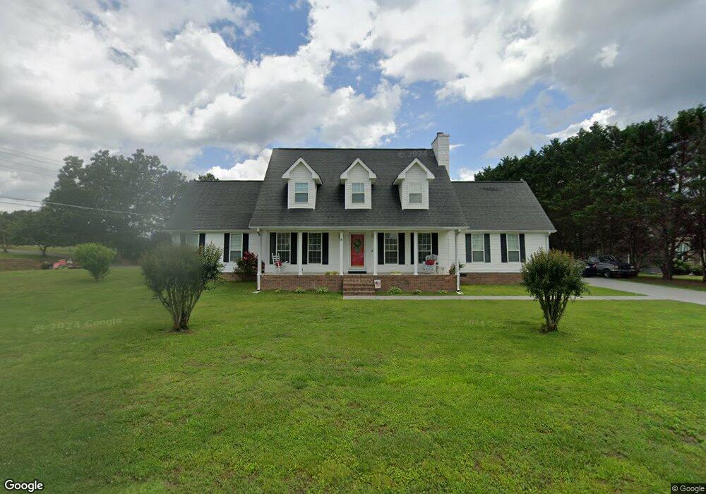 108 Clifton Ct SE, Calhoun, GA 30701 - photo 1