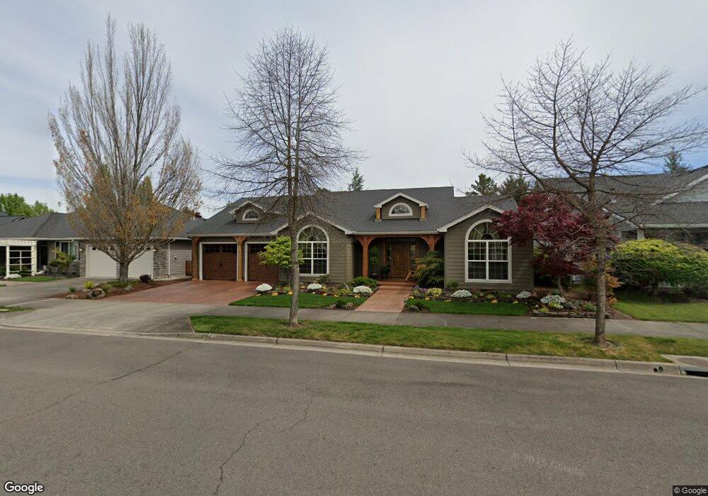 660 Silver Creek Dr, Central Point, OR 97502 - photo 1