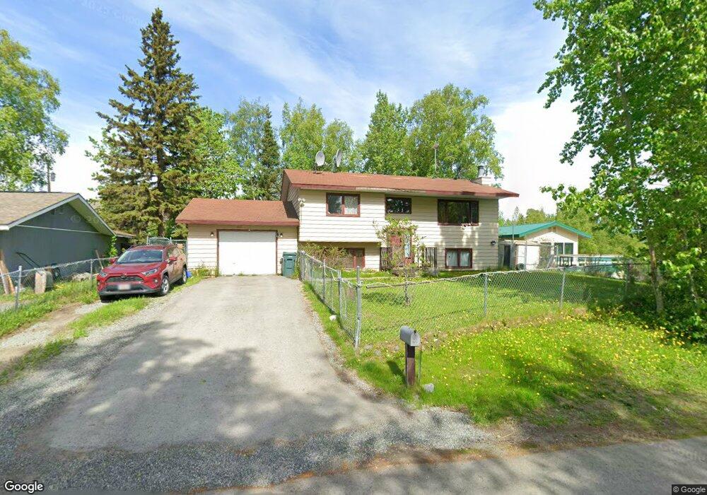 2811 Iris Dr, Anchorage, AK 99517 - photo 1