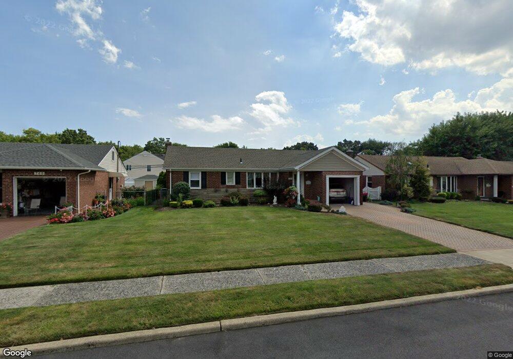 751 Magnolia Dr, Franklin Square, NY 11010 - photo 1