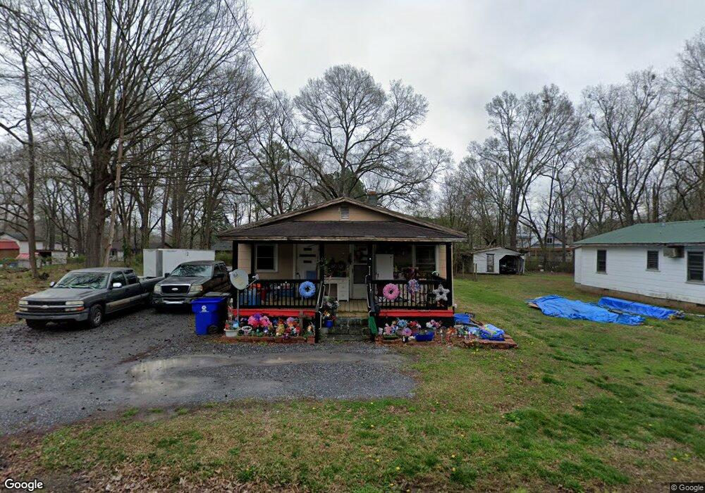 1410 Washington Ave, Siler City, NC 27344 - photo 1