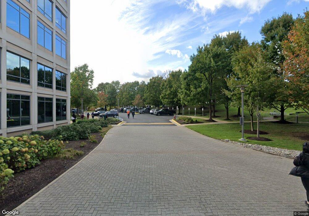 12880 Woodland Park Way unit 4A, Herndon, VA 20171 - photo 1