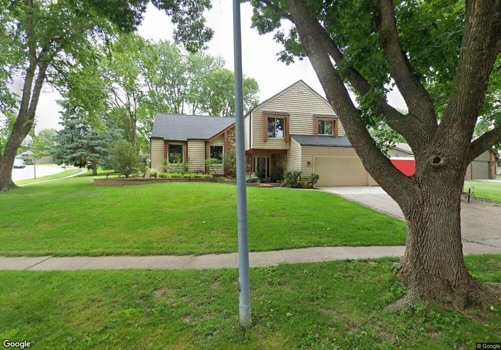 800 52nd Ct, West Des Moines, IA 50265 - photo 1