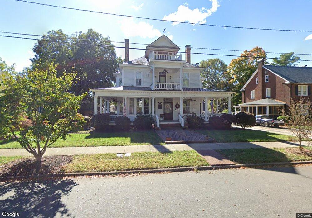 507 Walnut St, Statesville, NC 28677 - photo 1