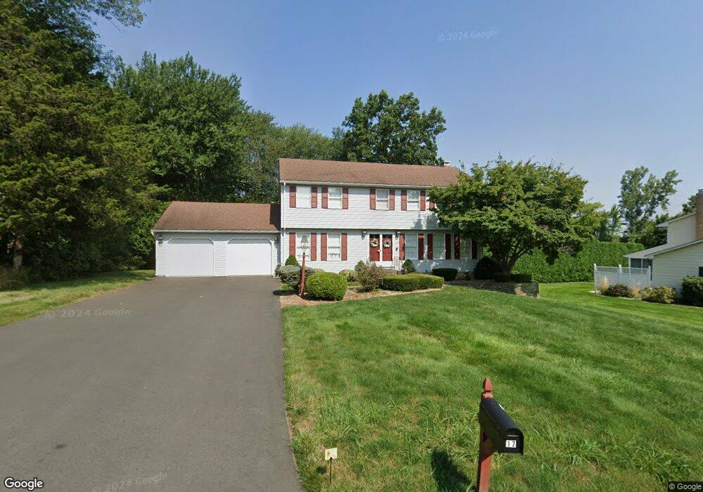 17 W Ledge Dr, Wethersfield, CT 06109 - photo 1