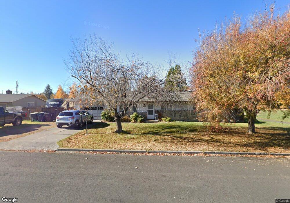 1607 SW 16th St, Redmond, OR 97756 - photo 1