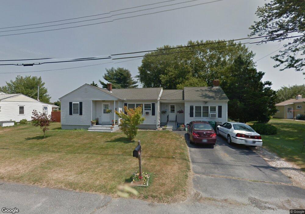 25 Marshall Ln, Middletown, RI 02842 - photo 1