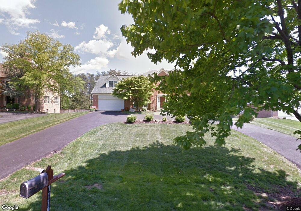 11705 Le Havre Dr, Potomac, MD 20854 - photo 1