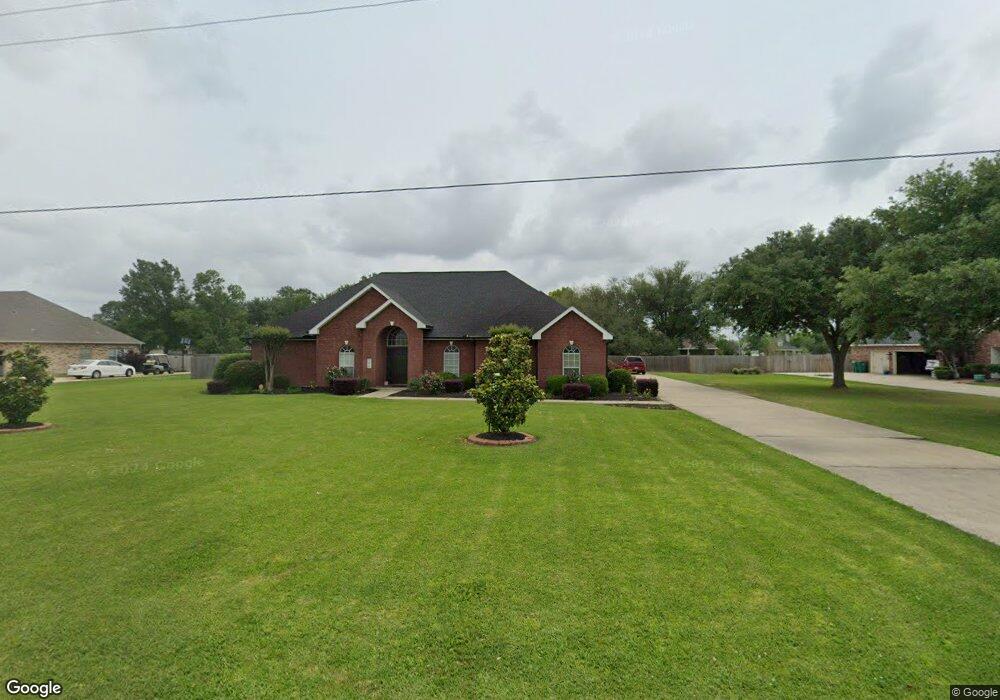 5379 E Crestview Dr, Lake Charles, LA 70605 - photo 1