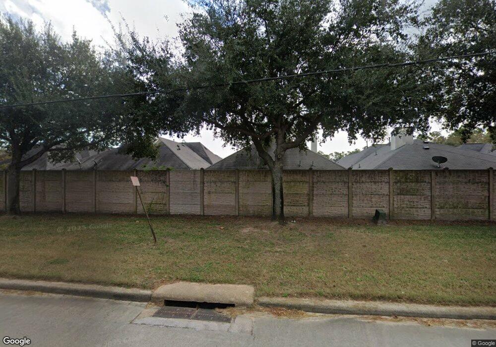 15814 Collinsville Dr, Tomball, TX 77377 - photo 1