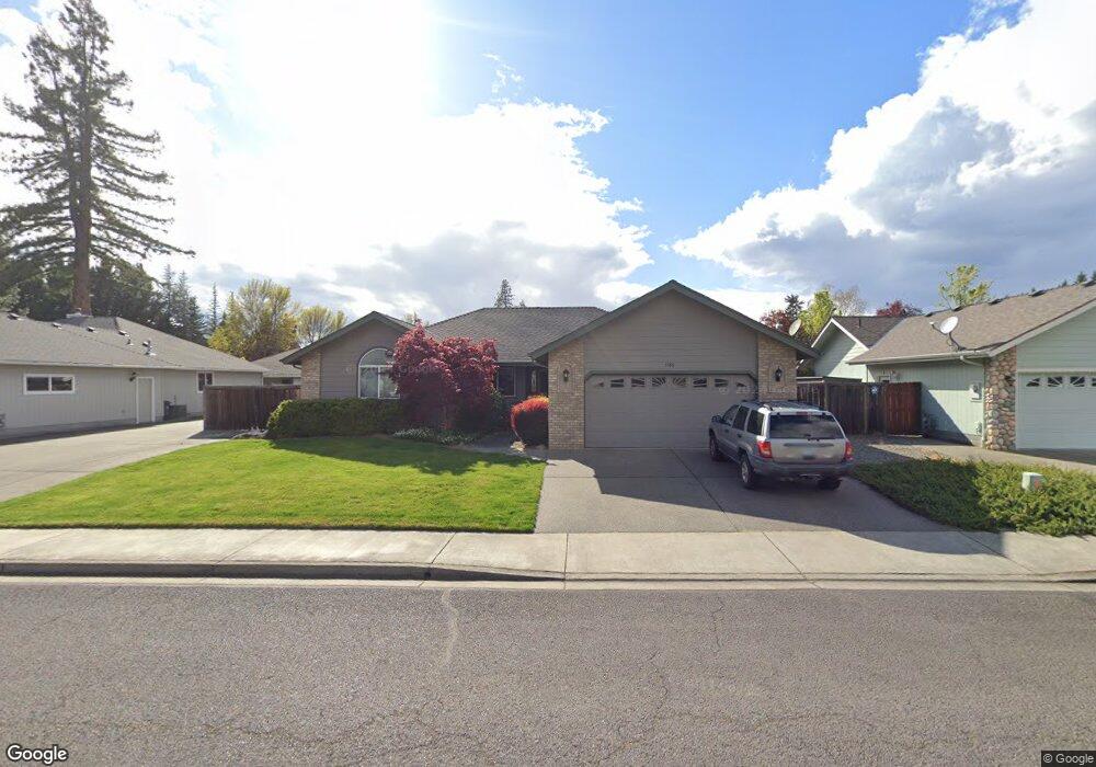 1180 SE Casey Place, Grants Pass, OR 97526 - photo 1