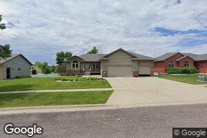 901 Birdie Dr, Dell Rapids, SD 57022
