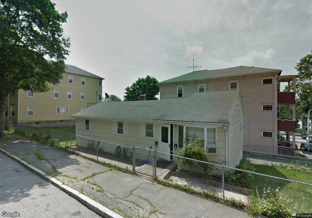 19 Lund St, Worcester, MA 01607 - photo 1