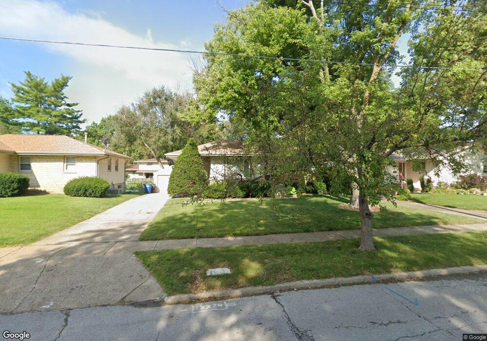 4404 40th St, Des Moines, IA 50310 - photo 1