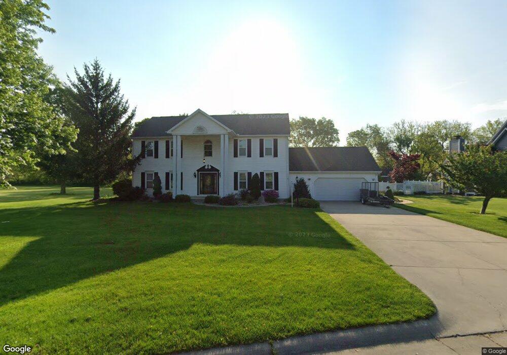 57082 Bluff Crest Dr, Elkhart, IN 46516 - photo 1