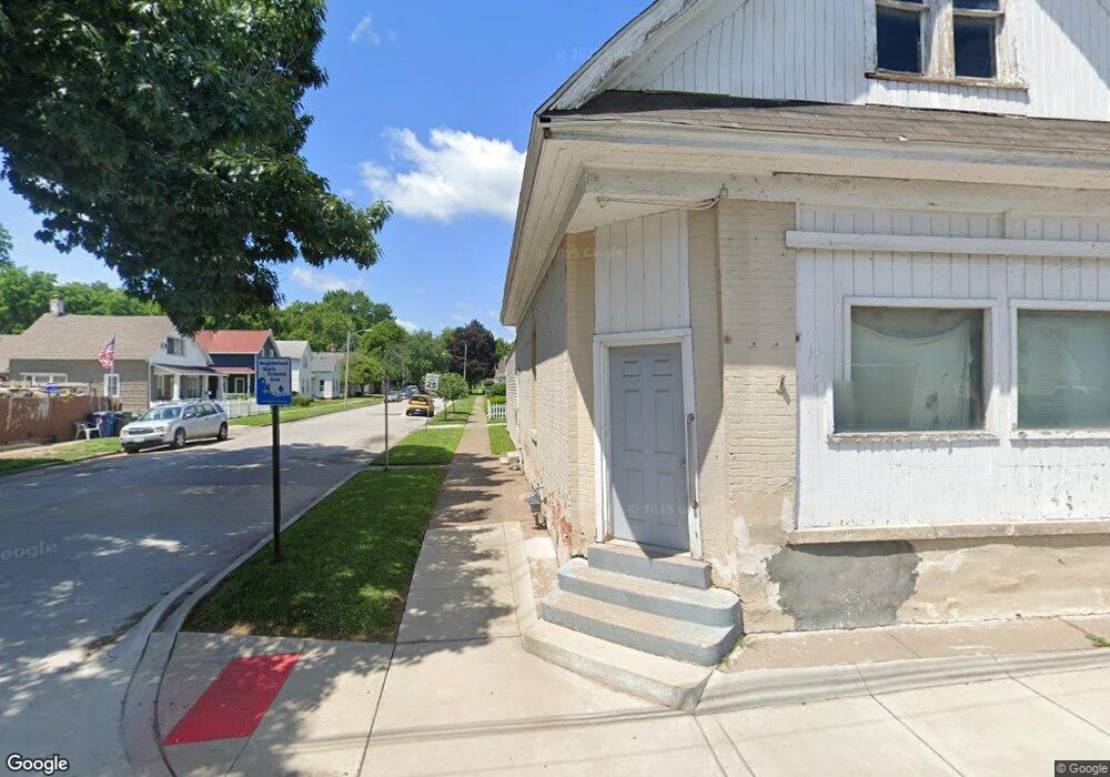 602 N Division St, Davenport, IA 52802 - photo 1