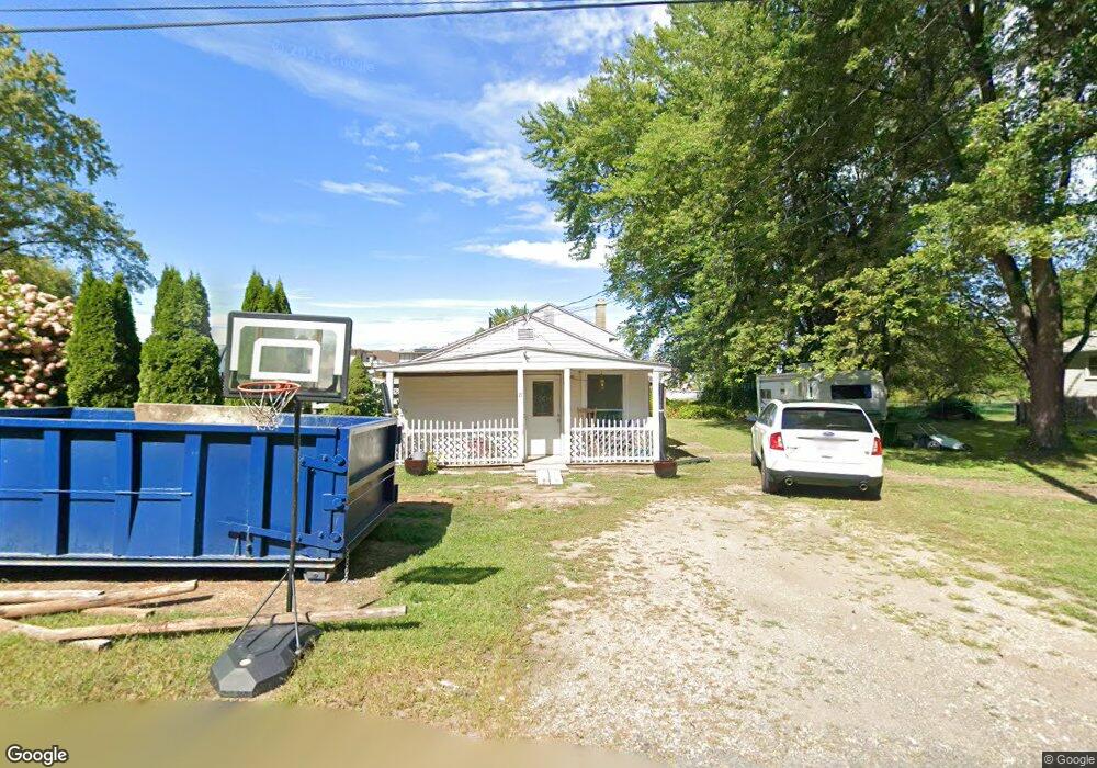 21 1st Ave, Easthampton, MA 01027 - photo 1