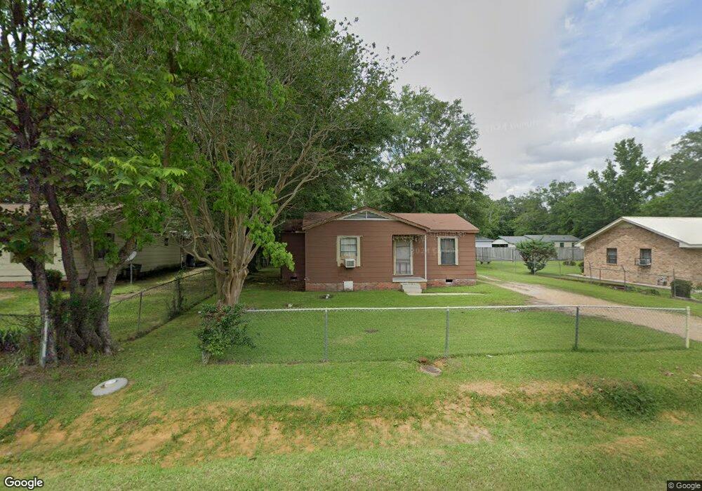 1427 King St, Laurel, MS 39440 - photo 1