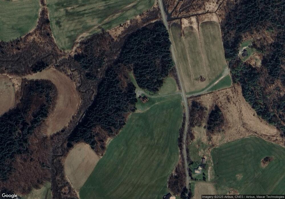 176 Woodward Rd, Fairfax, VT 05454 - photo 1