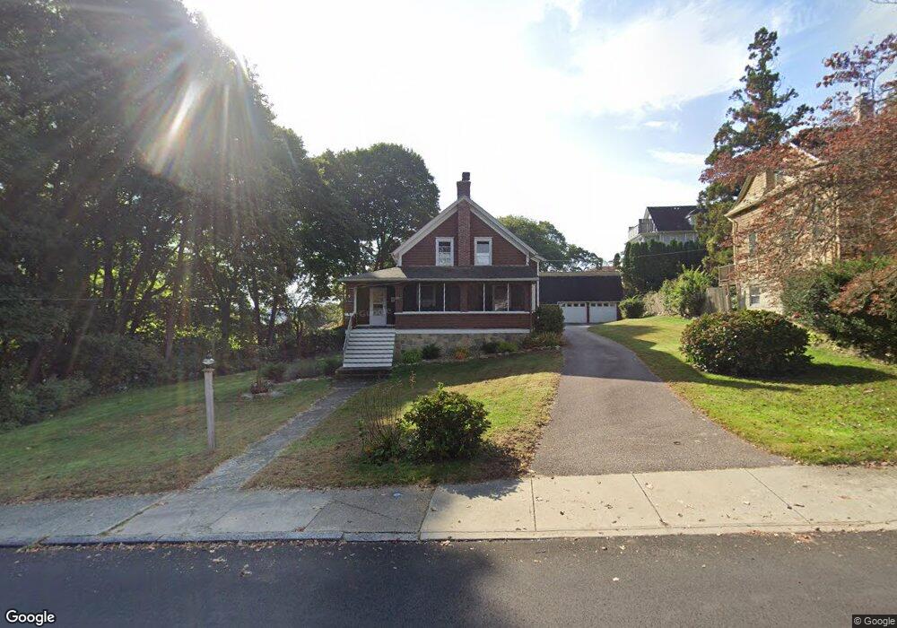 9 Farnsworth St, New London, CT 06320 - photo 1