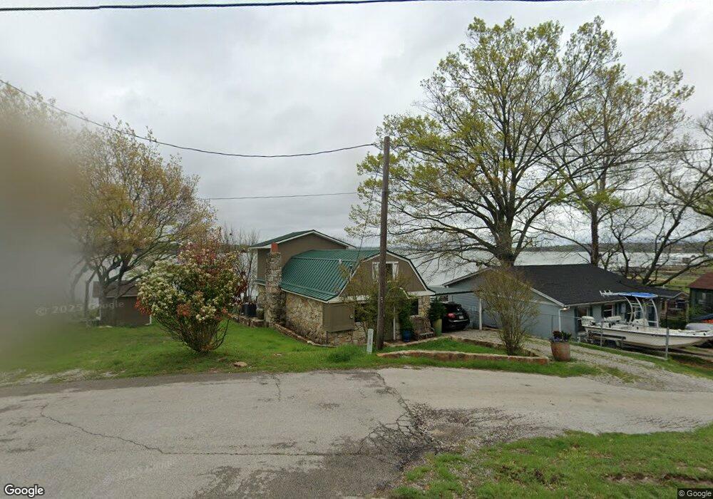 922 W Lake Dr, Weatherford, TX 76087 - photo 1