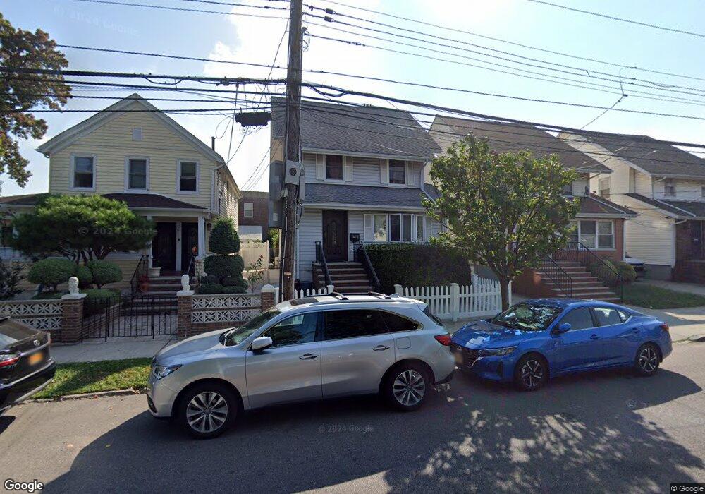 15-59 149th St, Whitestone, NY 11357 - photo 1