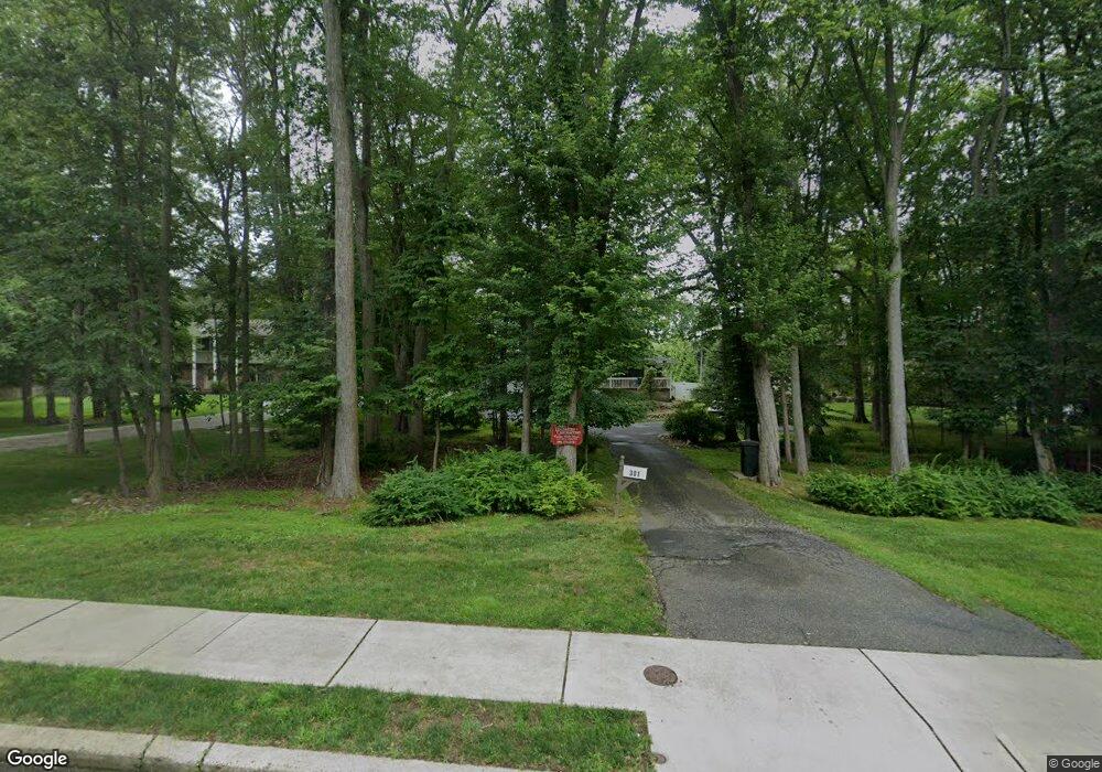 301 Rivervale Rd, Rivervale, NJ 07675 - photo 1