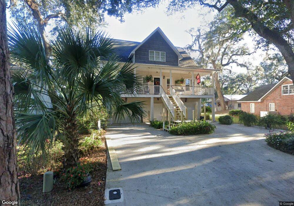 142 Redfern Dr, Saint Simons Island, GA 31522 - photo 1
