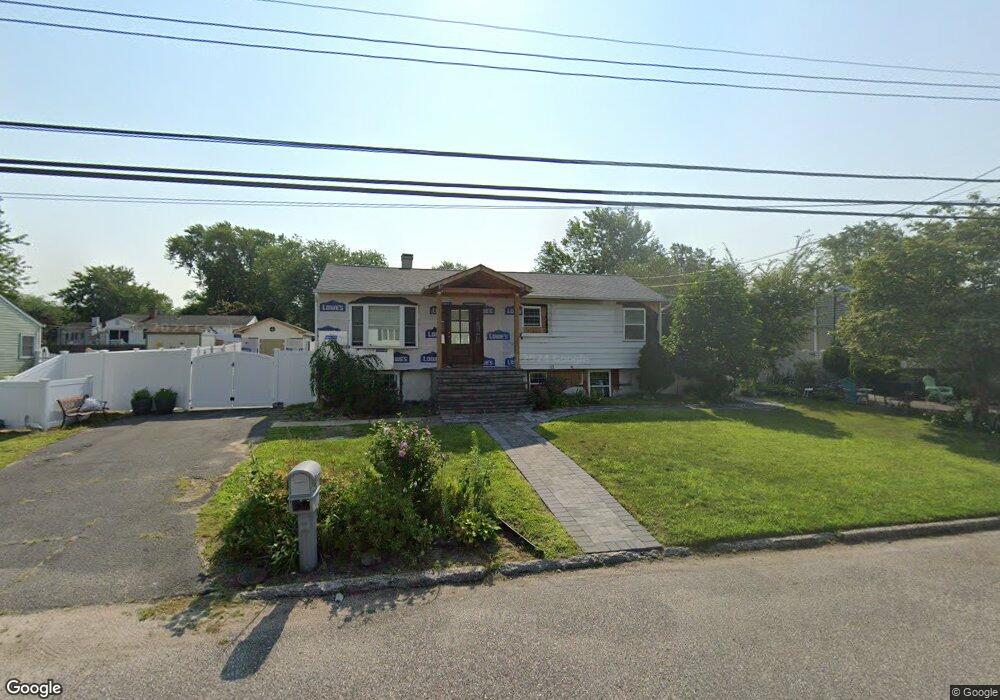 2907 Gull Ave, Medford, NY 11763 - photo 1