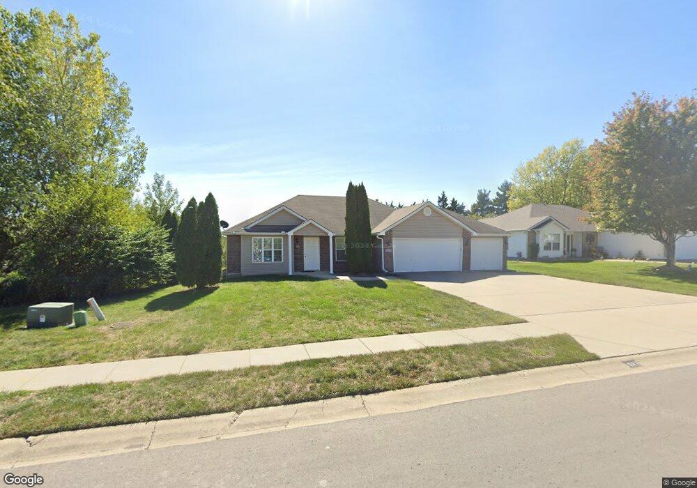 1021 Bristol Dr, Raymore, MO 64083 - photo 1