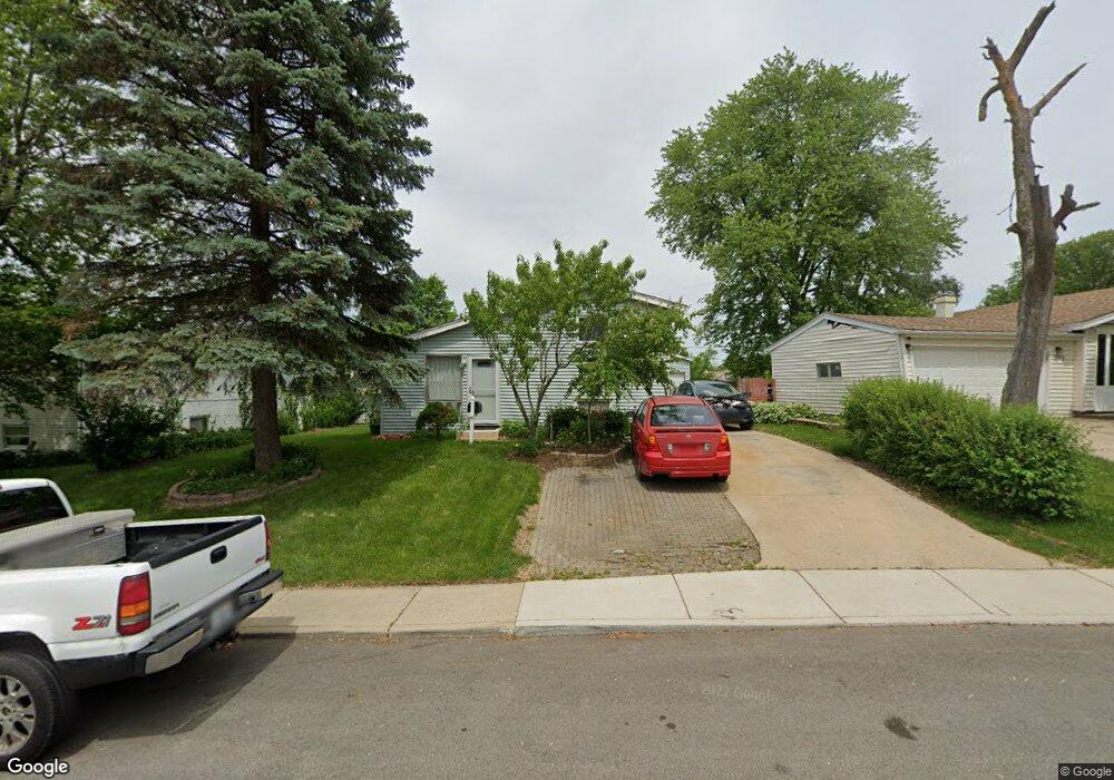 1145 Denver Dr, Carpentersville, IL 60110 - photo 1