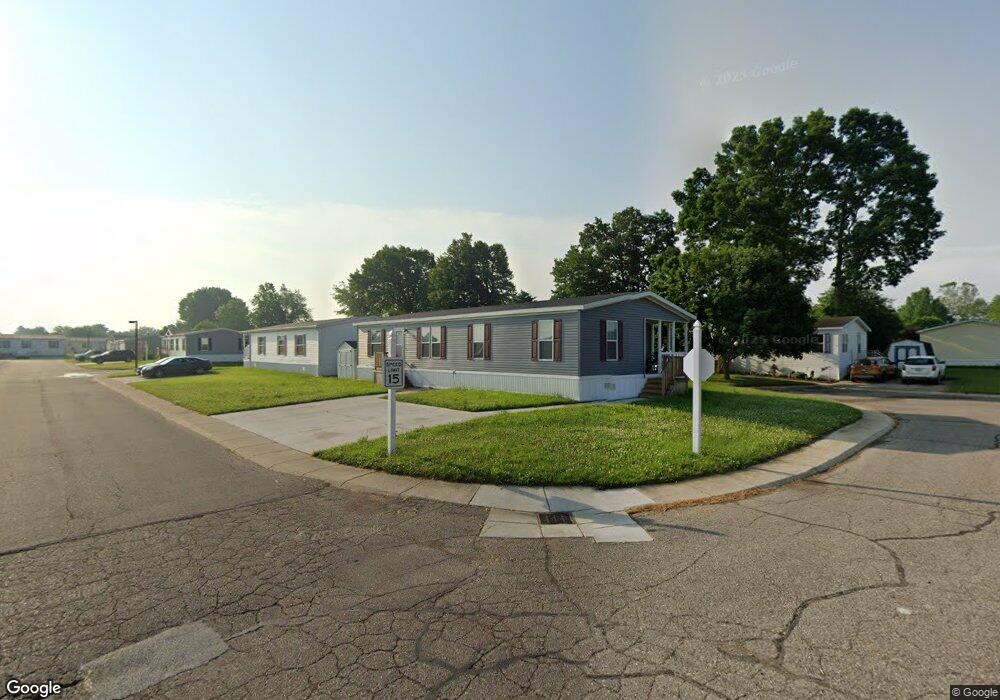 672 Cork Ct, Flint, MI 48506 - photo 1