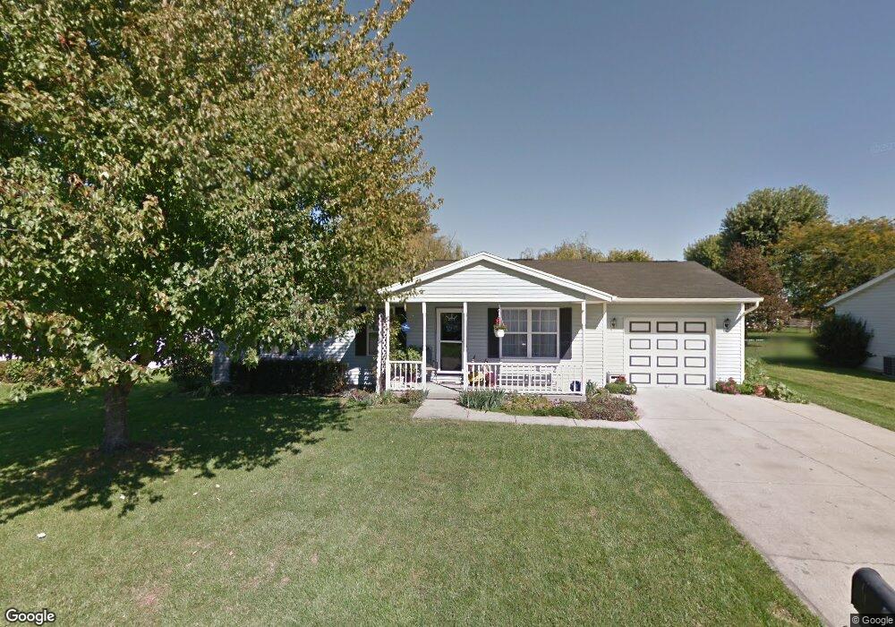 220 Whippoorwill Dr, Batesville, IN 47006 - photo 1