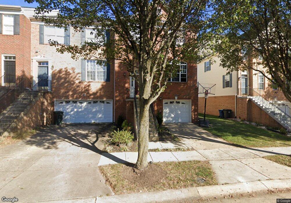 25496 Crossfield Dr, Chantilly, VA 20152 - photo 1