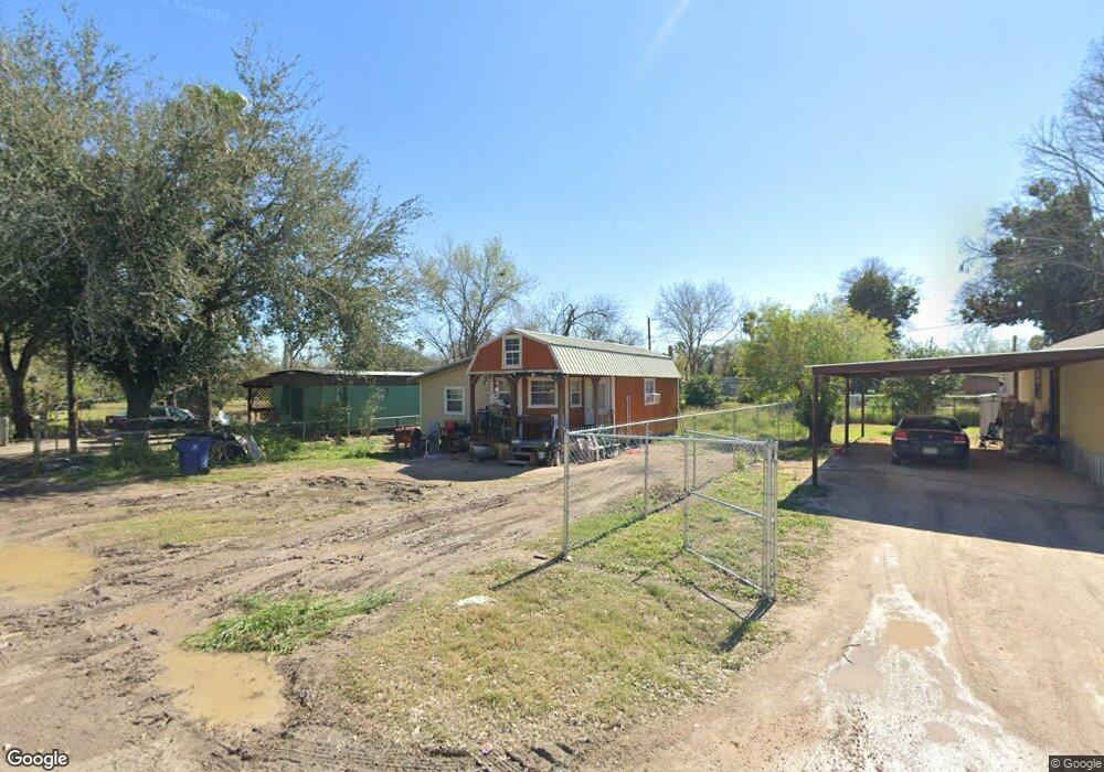 827 Lee St, Donna, TX 78537 - photo 1