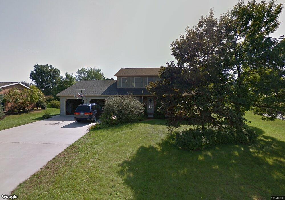 626 Mahantango Dr, Chambersburg, PA 17202 - photo 1