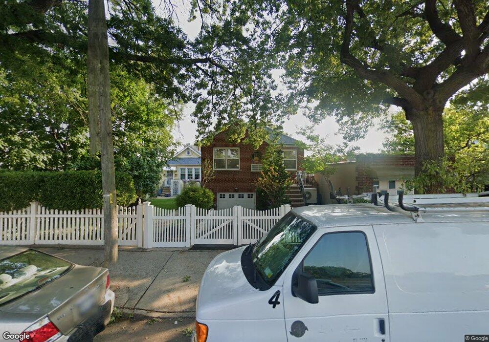 4509 23rd Ave, Astoria, NY 11105 - photo 1