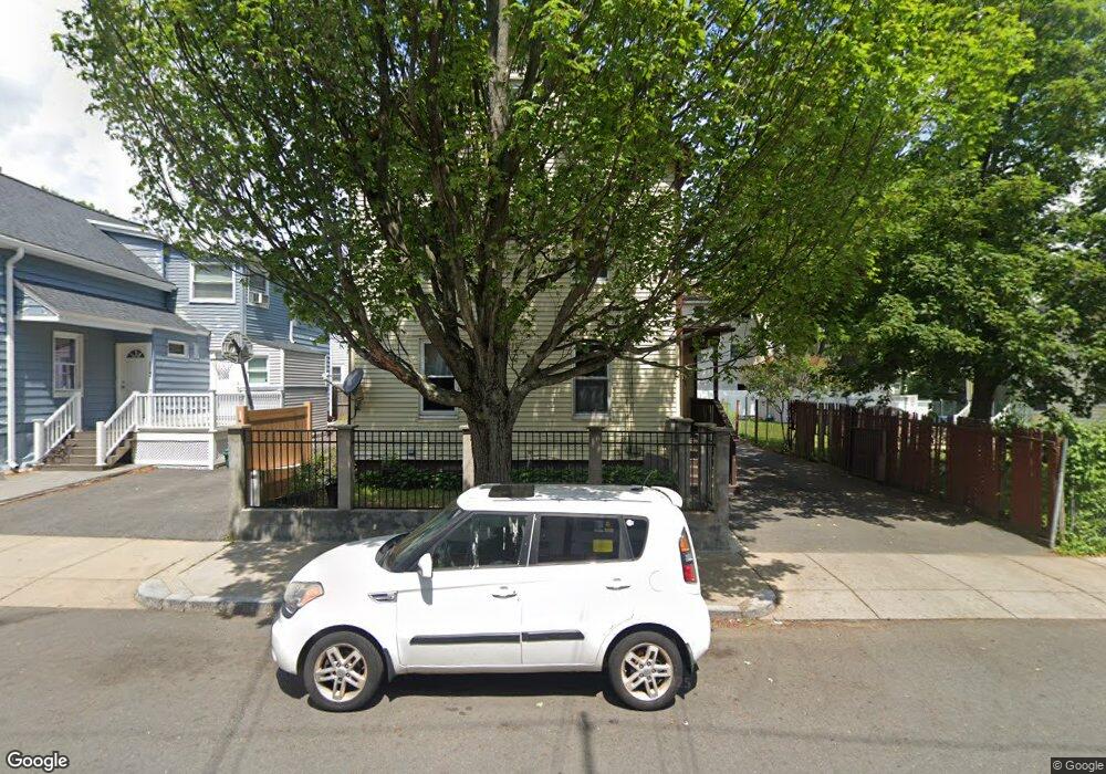 111 Brookline St unit 3, Lynn, MA 01902 - photo 1