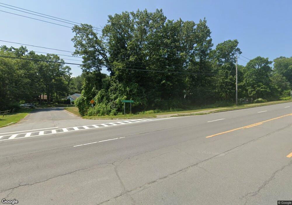 2146 Primrose Ln, Schenectady, NY 12309 - photo 1