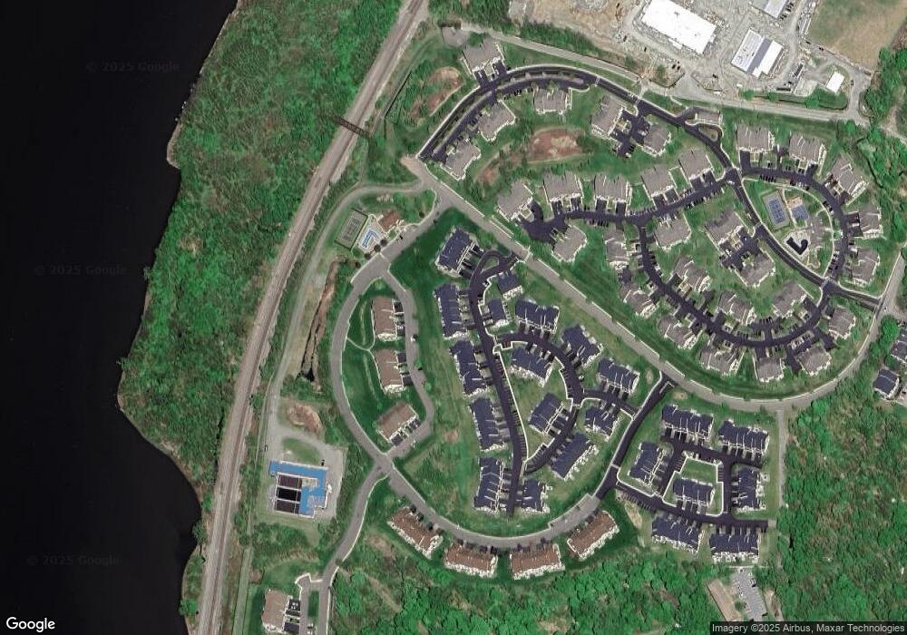 20 Champlain Way unit 82, Beacon, NY 12508 - photo 1