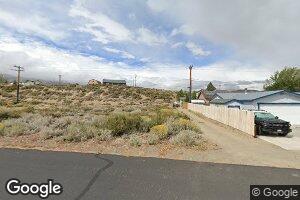 16 Twin Lakes Dr, Lee Vining, CA 93541