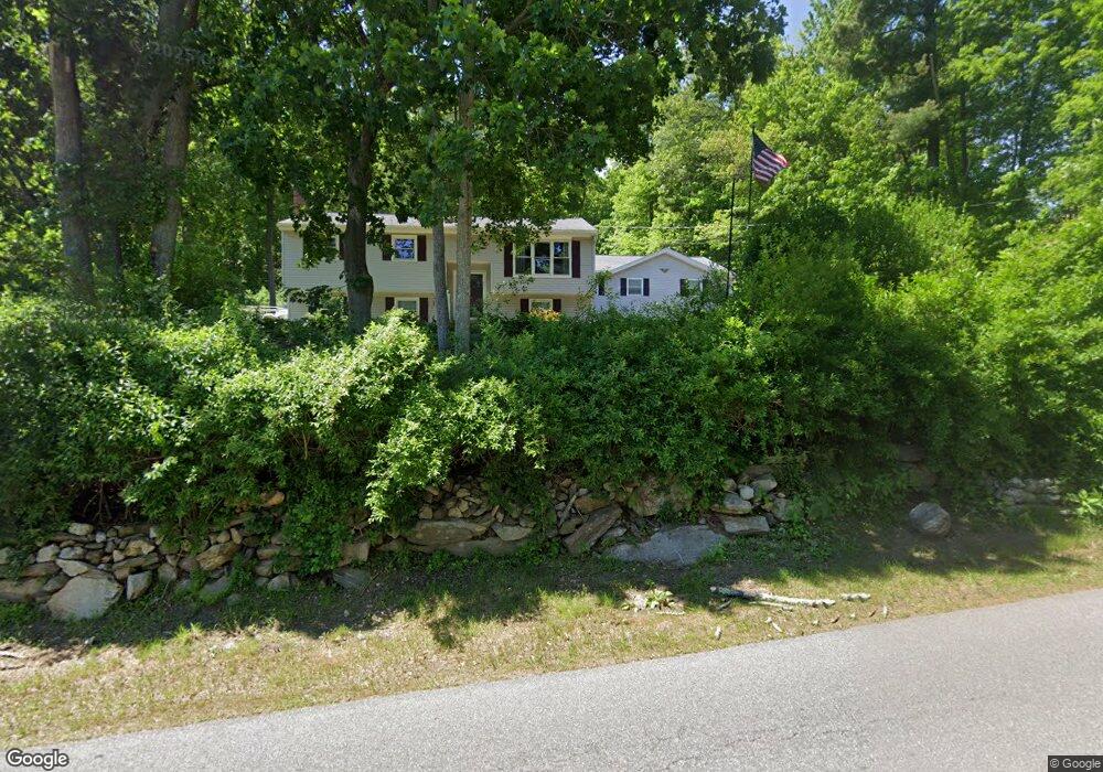 54 Lawrence Rd, Derry, NH 03038 - photo 1