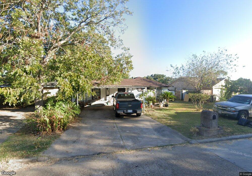 814 Dewalt St, Houston, TX 77088 - photo 1