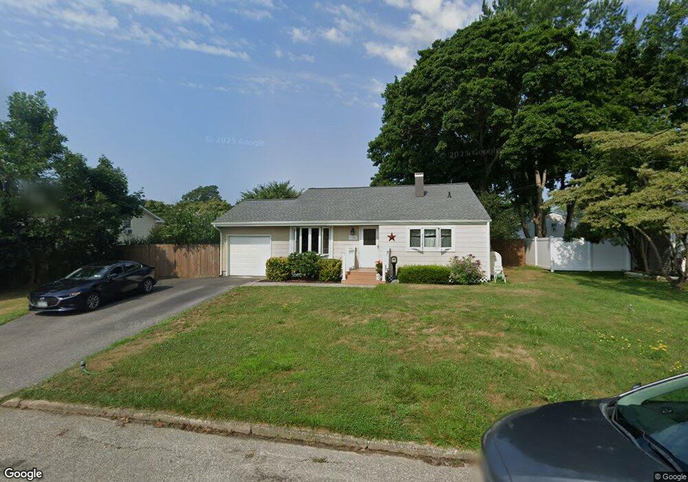 3104 Chestnut Ave, Medford, NY 11763 - photo 1