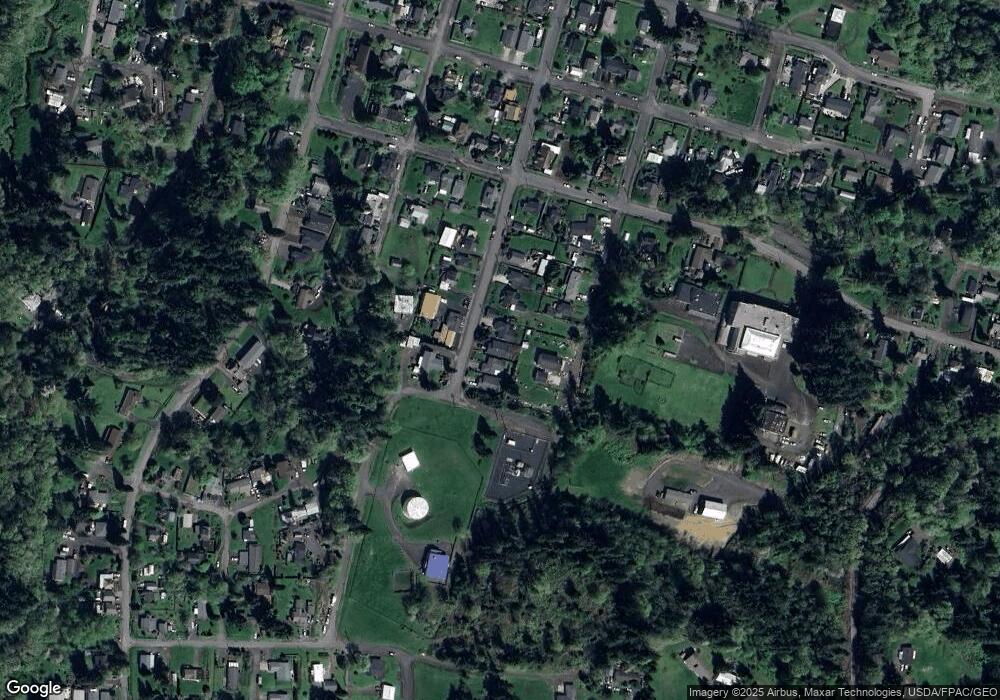 515 E E St unit 2ND, Rainier, OR 97048 - photo 1