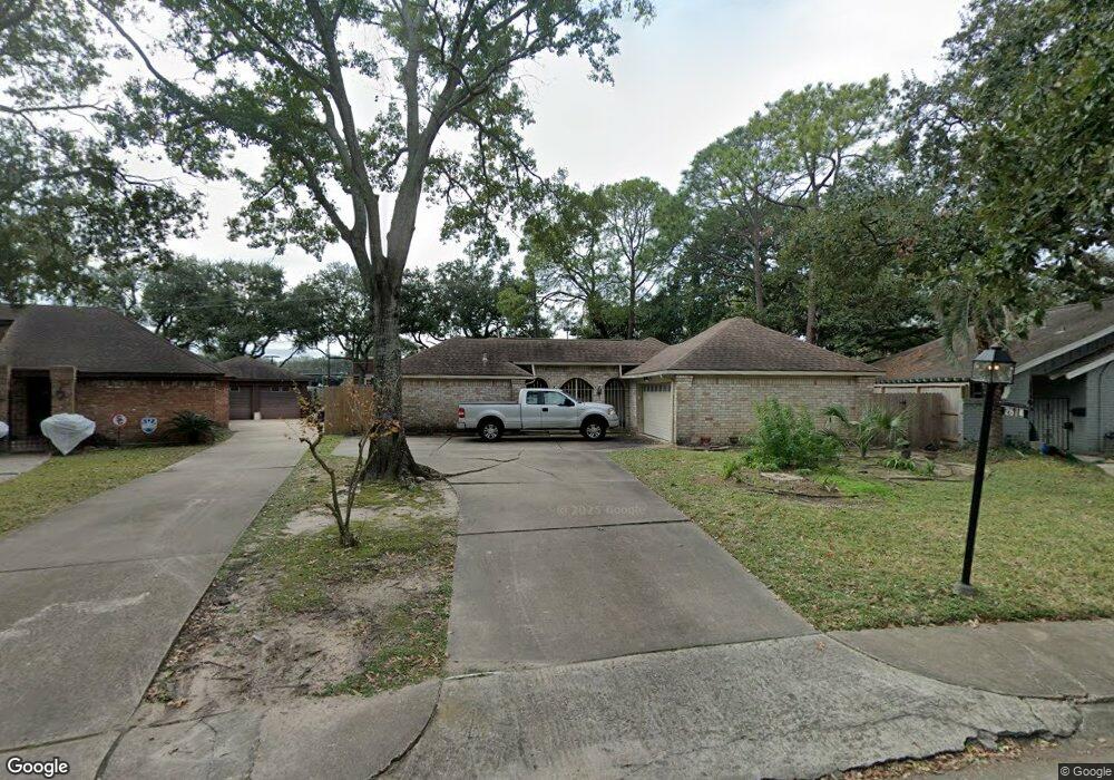 2614 Briarbrook Dr, Houston, TX 77042 - photo 1